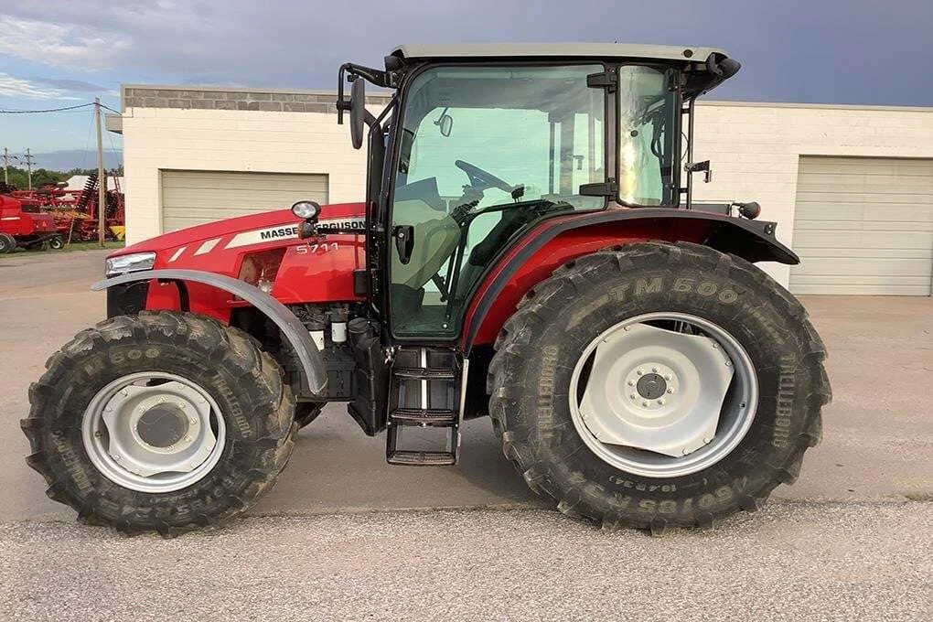 2018 Massey Ferguson 5711